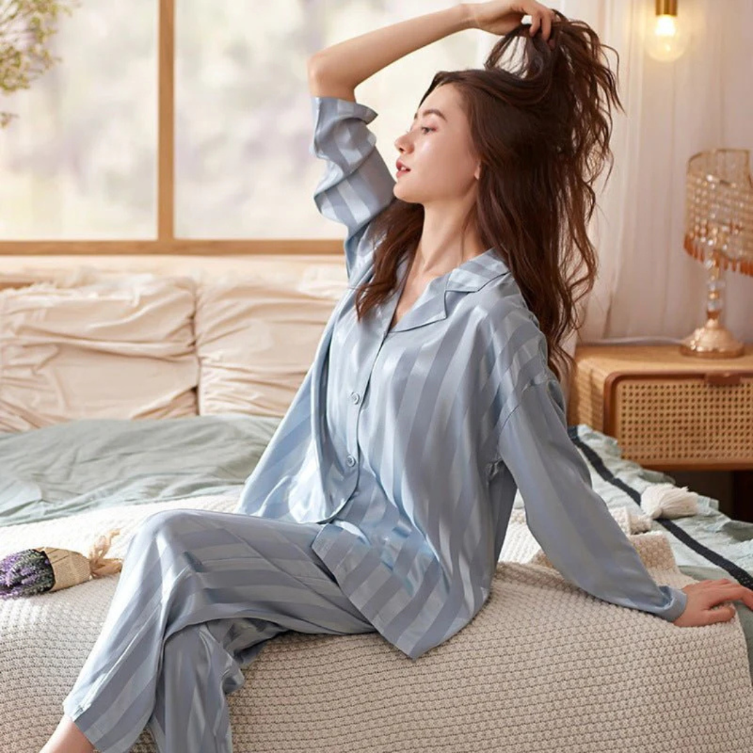 Women's Loose Fit Two-Piece Pajama Set | Long Sleeve