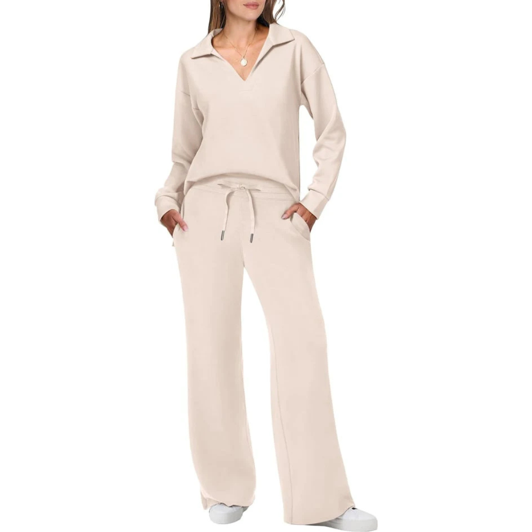 Women's two-piece set with V-neck and loose-fitting pants | Modern