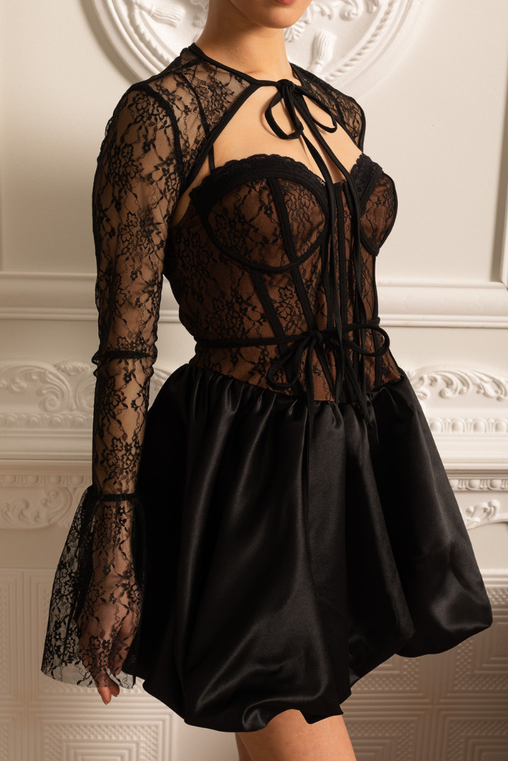 Regina Lace Mini