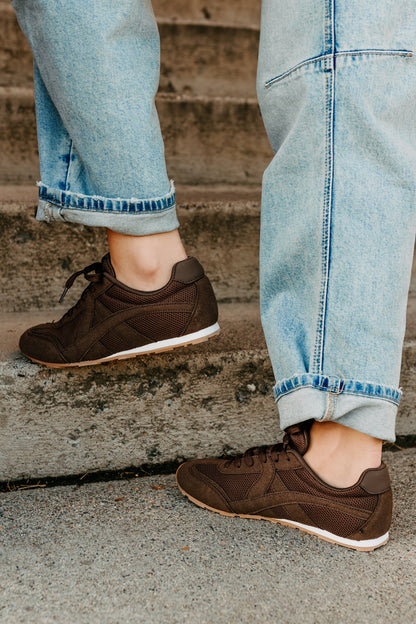 Chase The Wins Lace-Up Mesh Sneakers (Coffee)