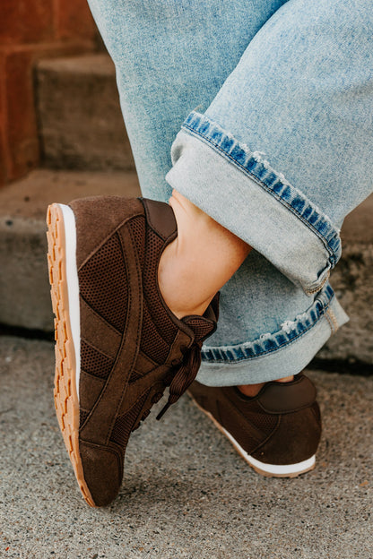 Chase The Wins Lace-Up Mesh Sneakers (Coffee)