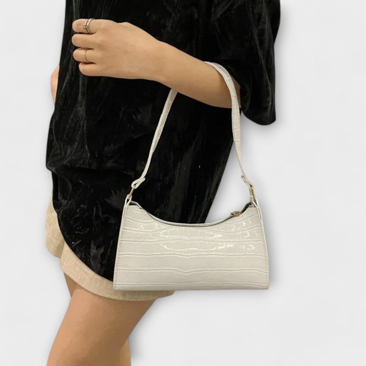 Julia - Shiny Leather Bag