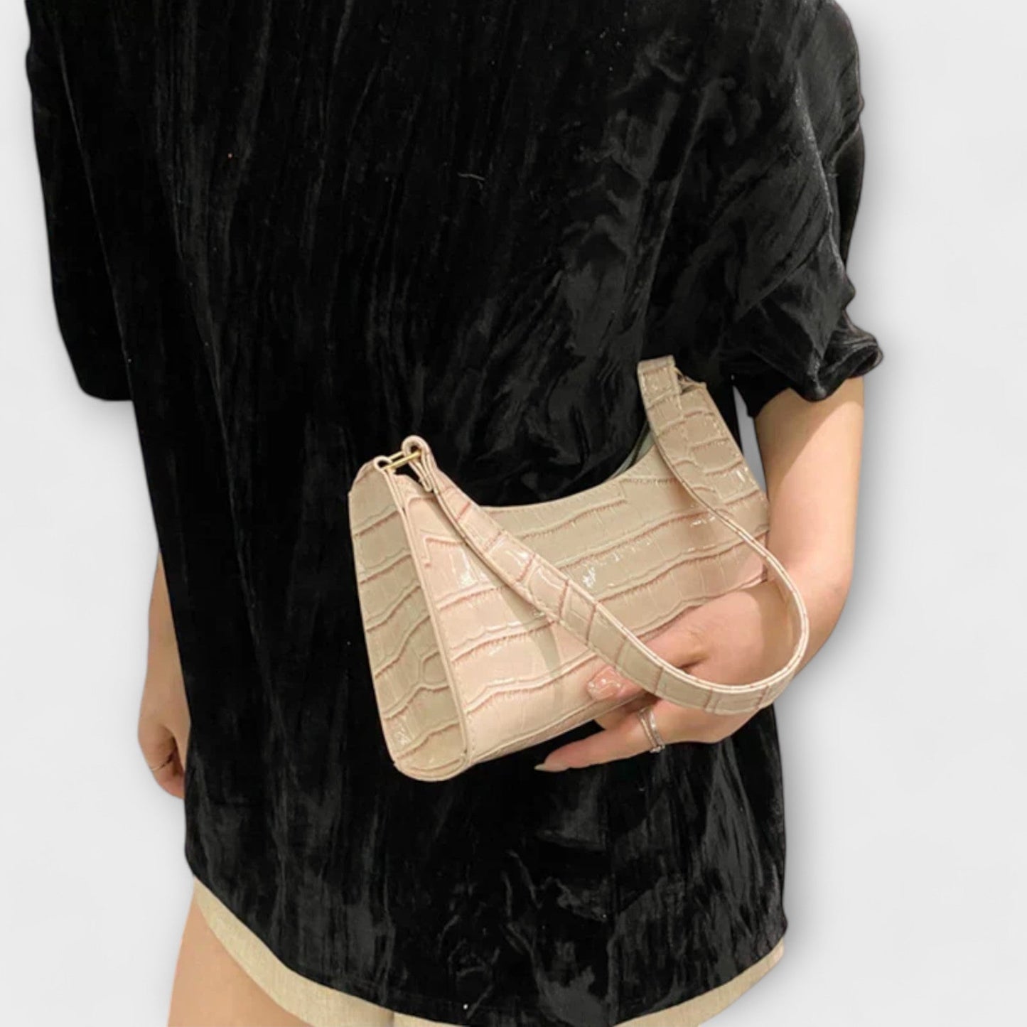 Julia - Shiny Leather Bag