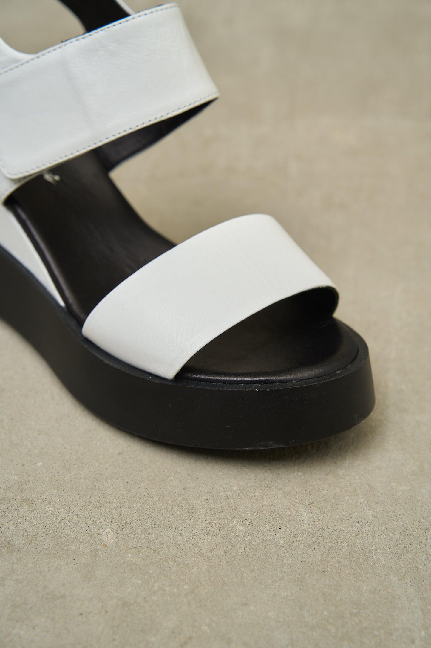 Blair | Platform Shoes - Beige