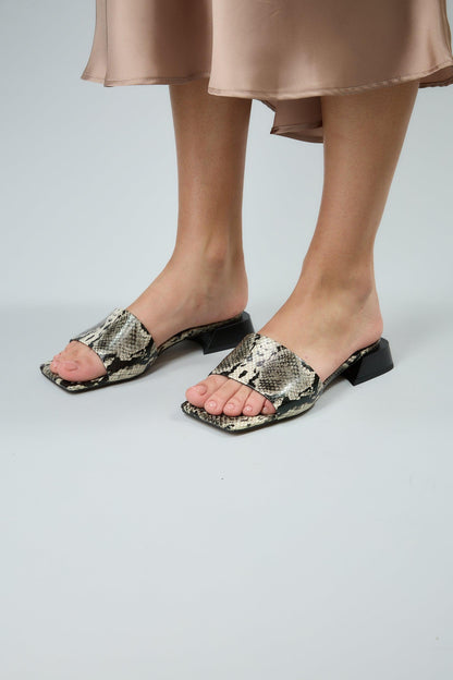 Blair | Snake Black Sandals