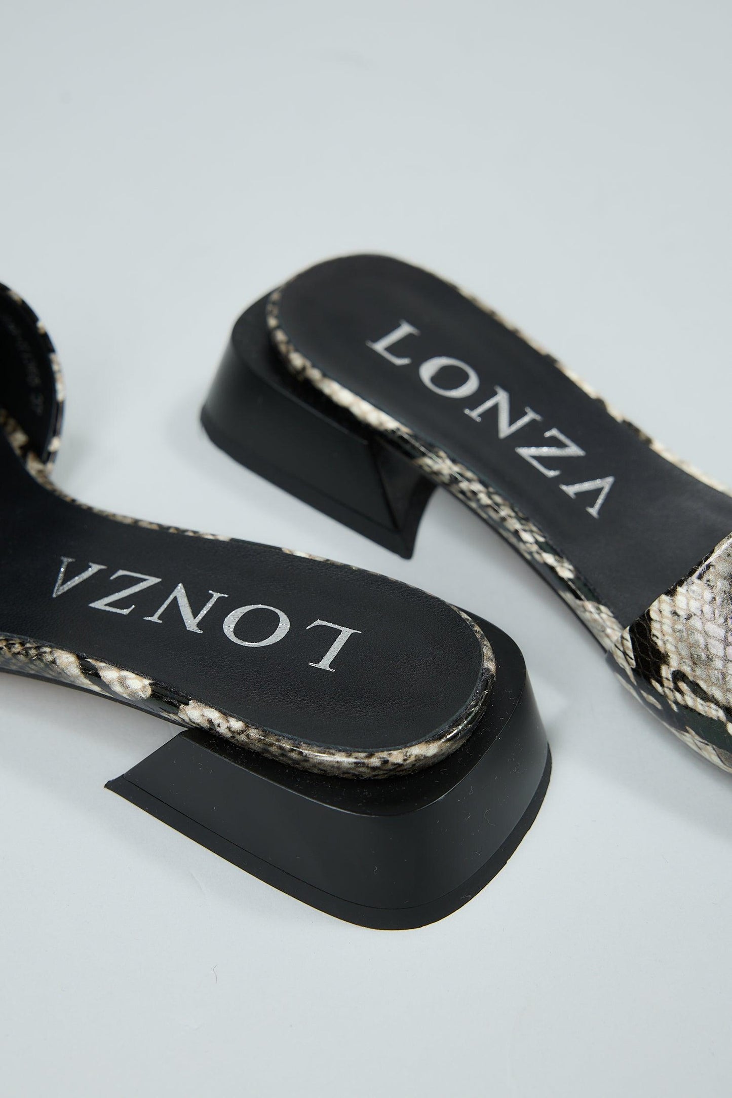 Blair | Snake Black Sandals