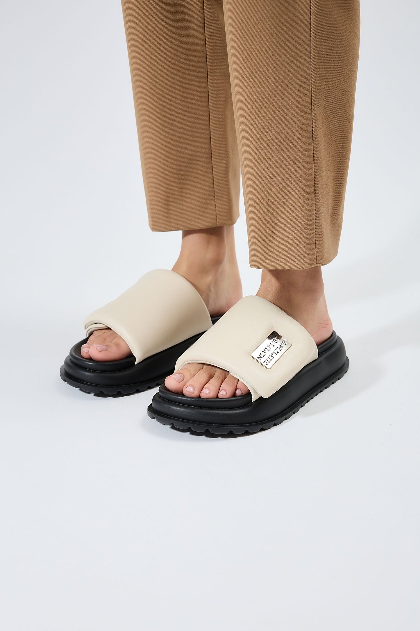 Blair | Milk Sandals