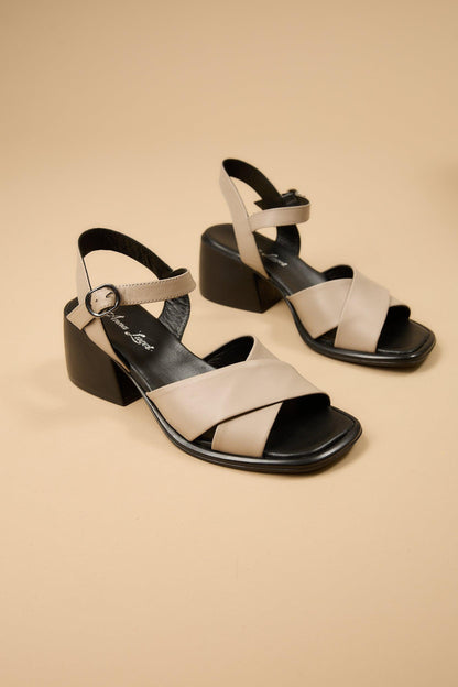 Blair | Beige Item Sandals