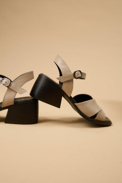 Blair | Beige Item Sandals