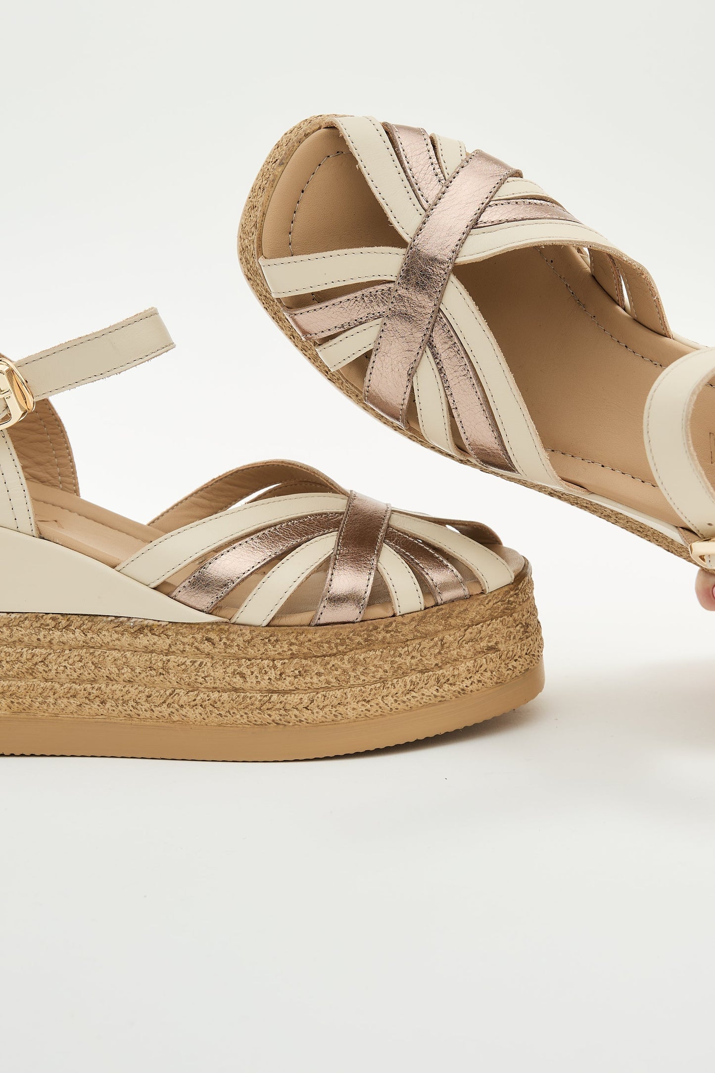 Blair | Beige Garment