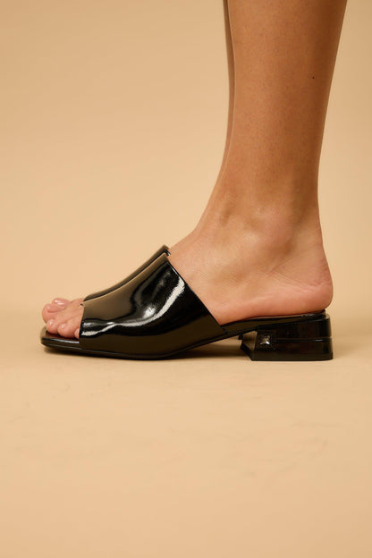 Blair | Black Glance Sandal Flats