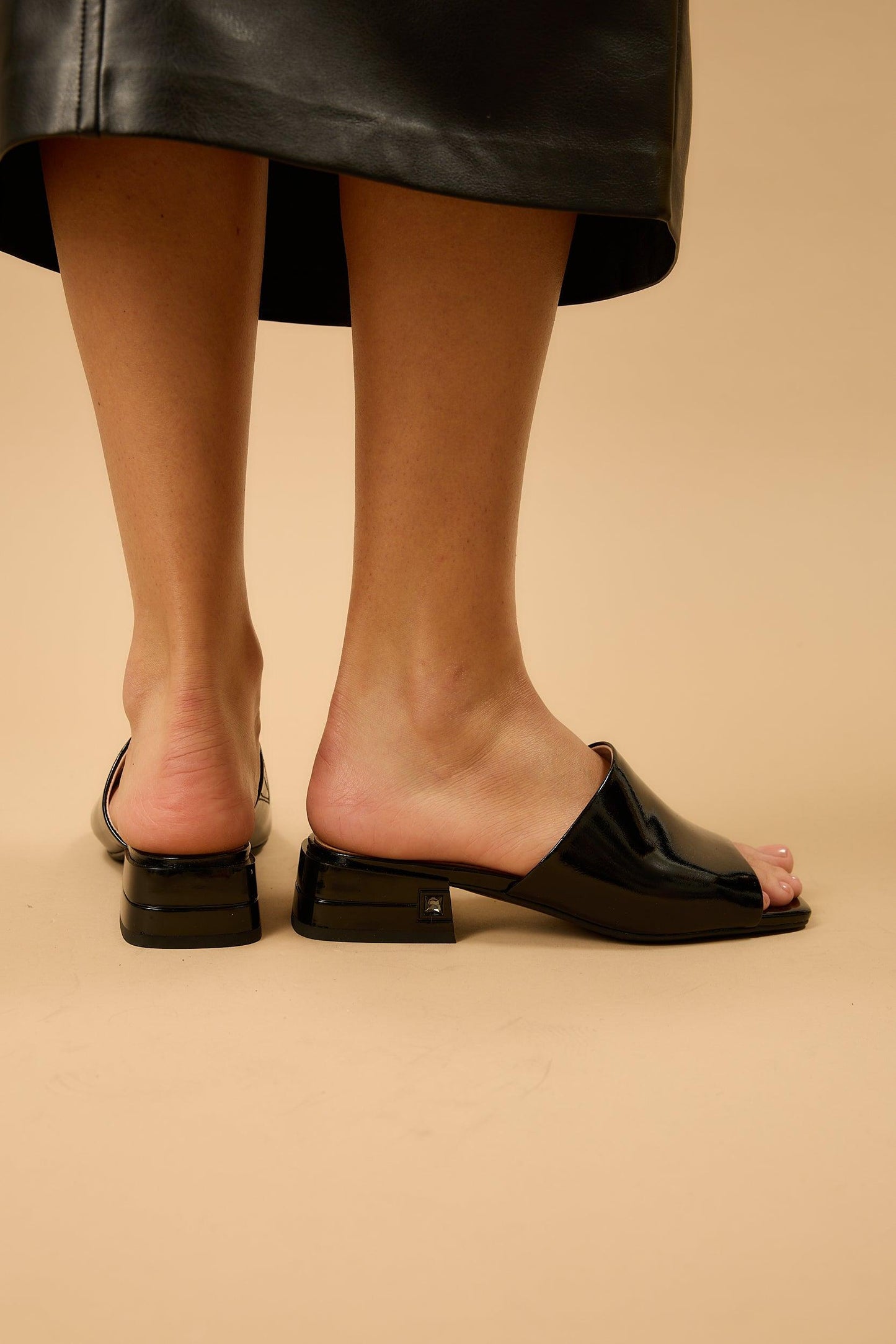 Blair | Black Glance Sandal Flats