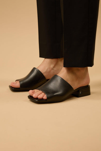 Blair | Black Matte Sandals