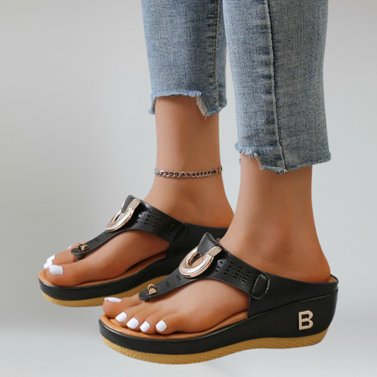 Blair | Platform Sandals - Toe Post & Metallic Ring - Everyday Comfort