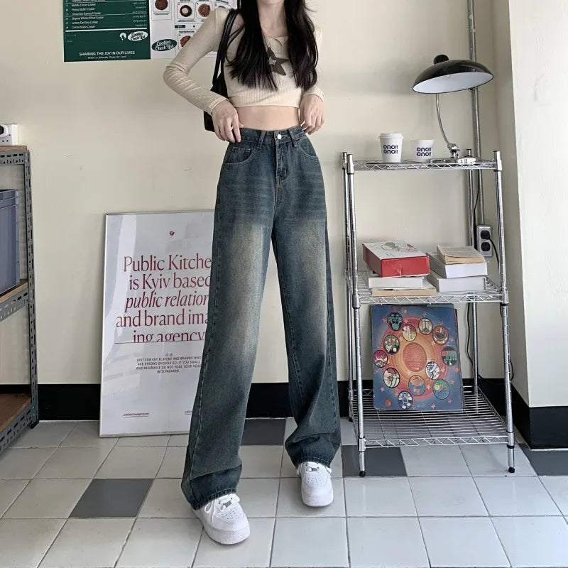 Classic baggy jeans for women | Wide leg