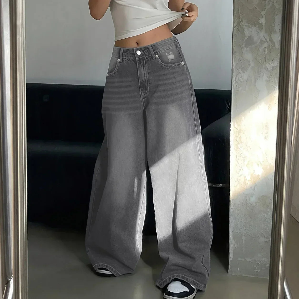 Wide-leg baggy jeans for women | Casual