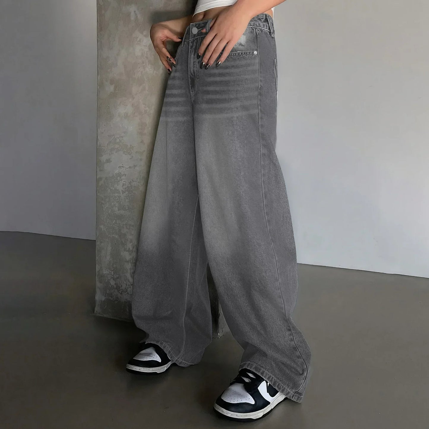 Wide-leg baggy jeans for women | Casual