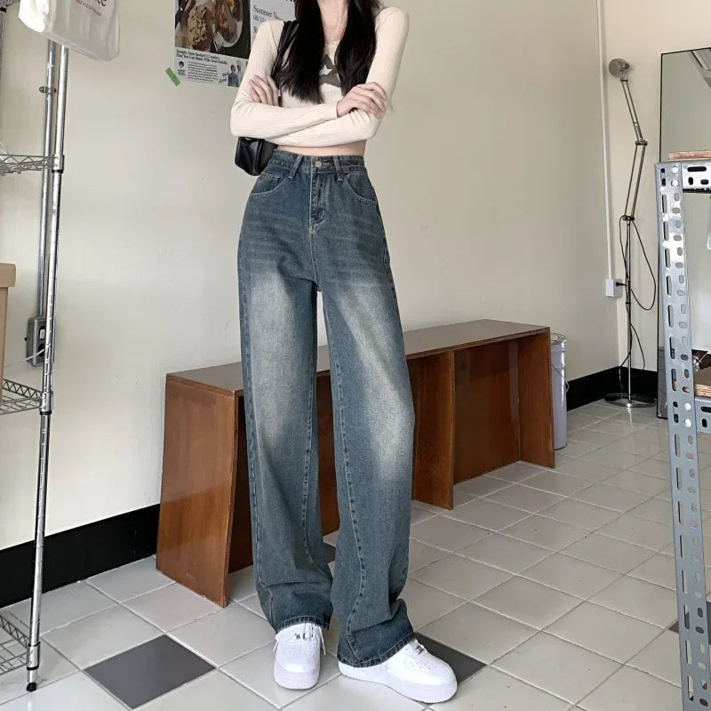 Classic baggy jeans for women | Wide leg