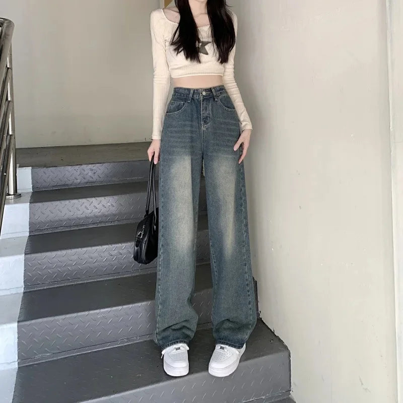 Classic baggy jeans for women | Wide leg
