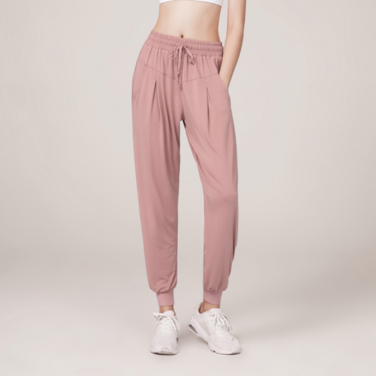 High-waisted pants for women | Casual