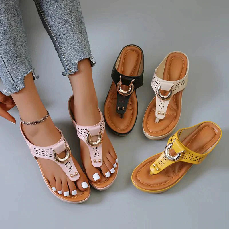 Blair | Platform Sandals - Toe Post & Metallic Ring - Everyday Comfort