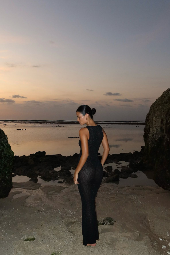 Levina Sequin Maxi- Black